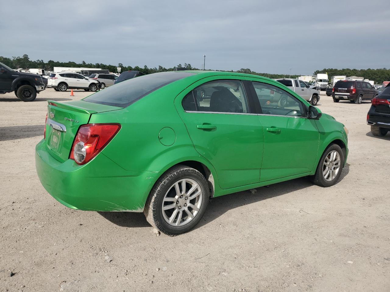 1G1JC5SH4F4155656 2015 Chevrolet Sonic Lt