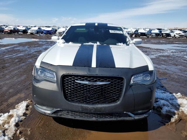  CHRYSLER 300 2015 Белый