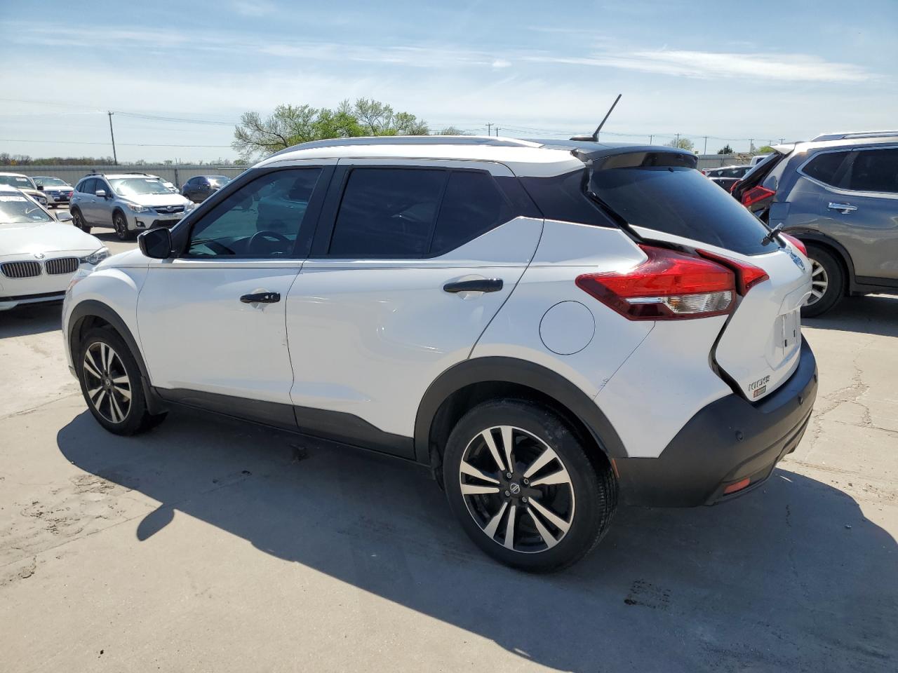 2020 Nissan Kicks Sv vin: 3N1CP5CV7LL552134