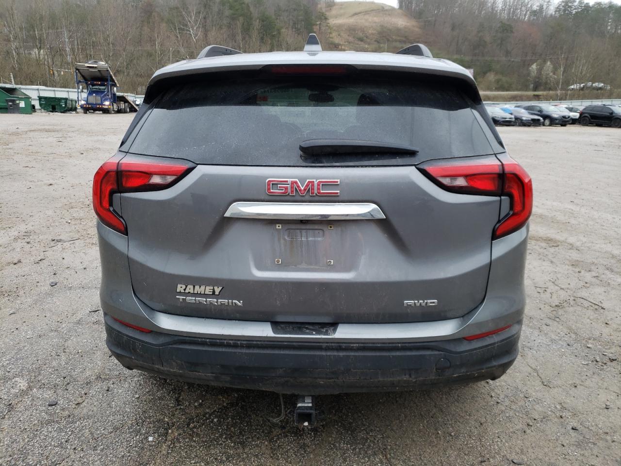 3GKALTEV1JL390570 2018 GMC Terrain Sle