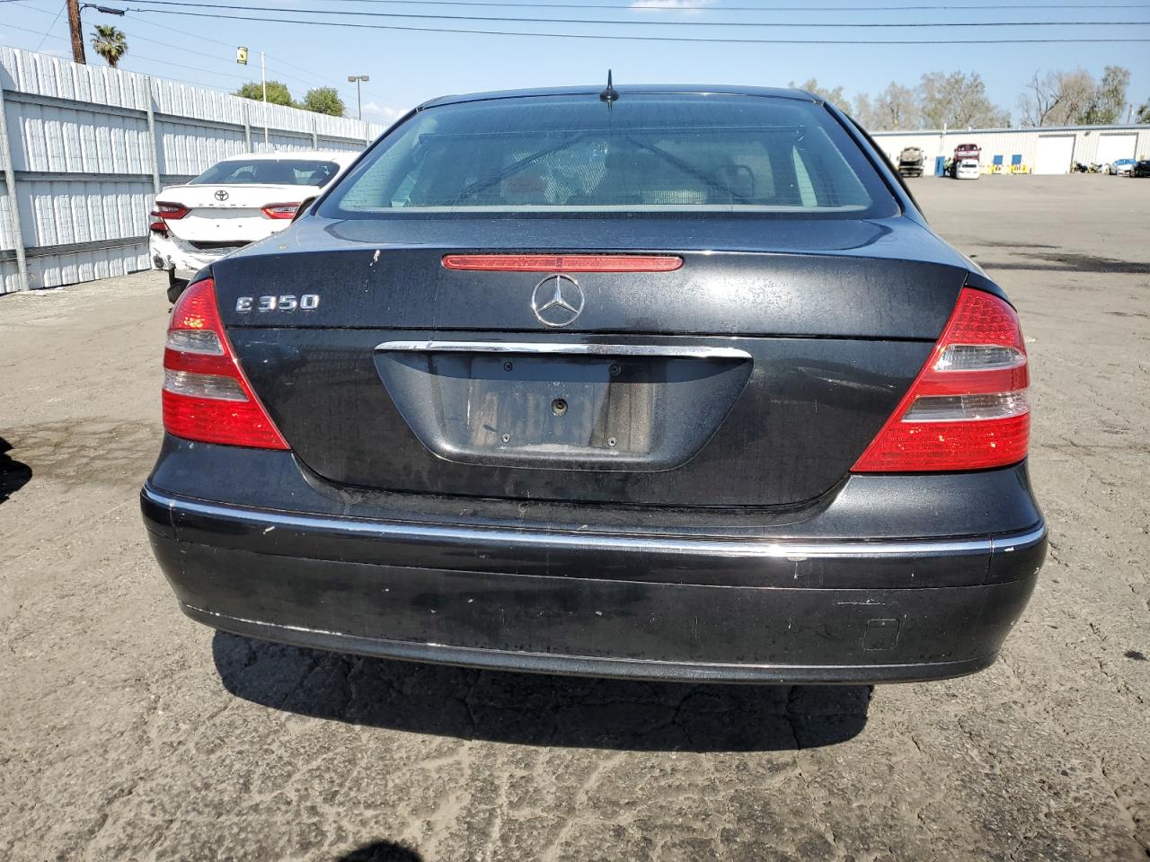 WDBUF56JX6A767871 2006 Mercedes-Benz E 350