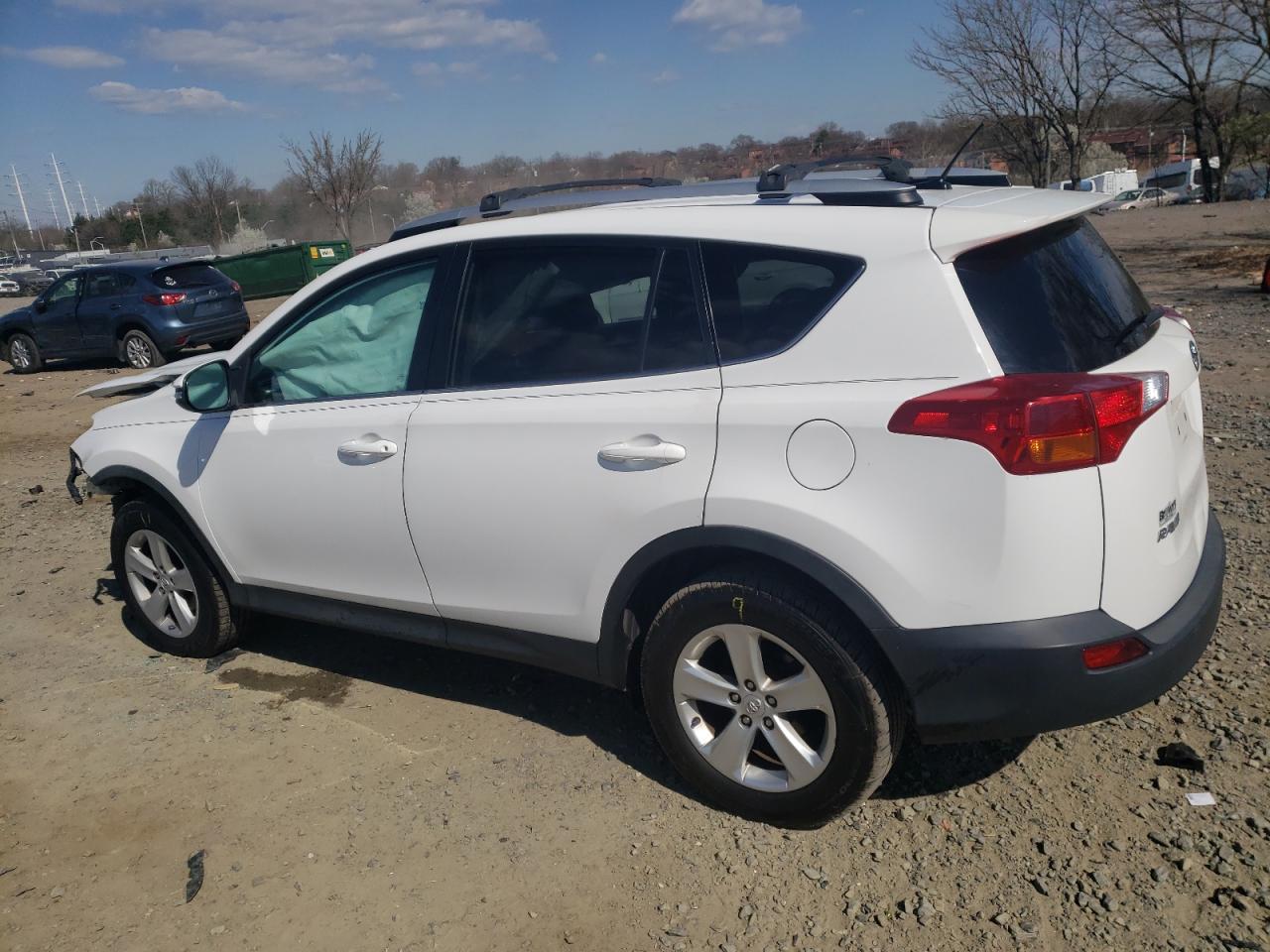 2T3RFREVXEW166964 2014 Toyota Rav4 Xle