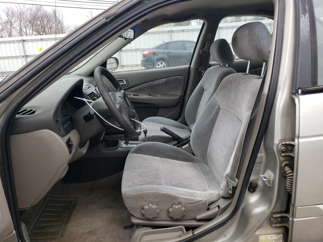 3N1CB51DXYL304556 2000 Nissan Sentra Base