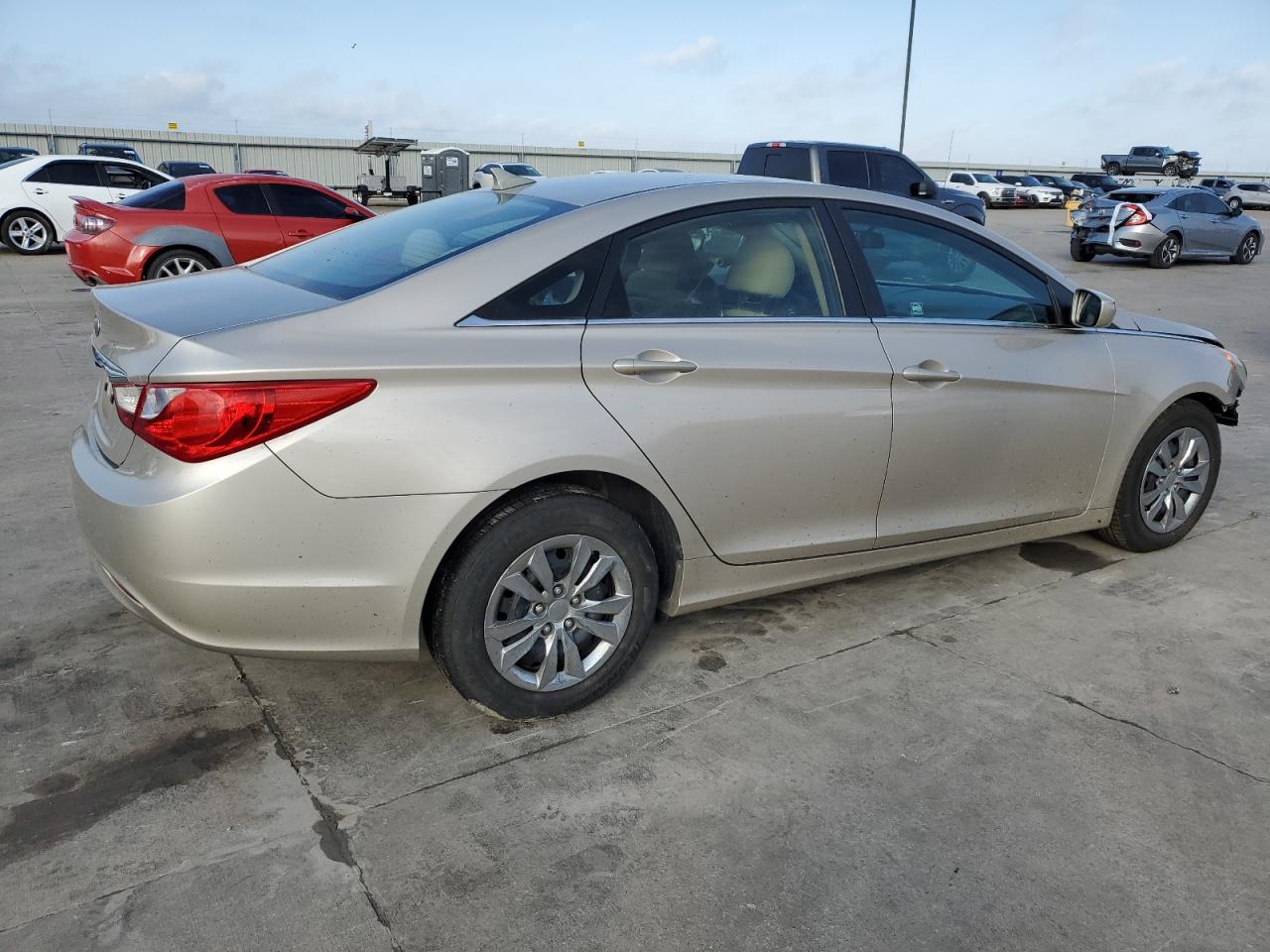 5NPEB4AC3BH064474 2011 Hyundai Sonata Gls