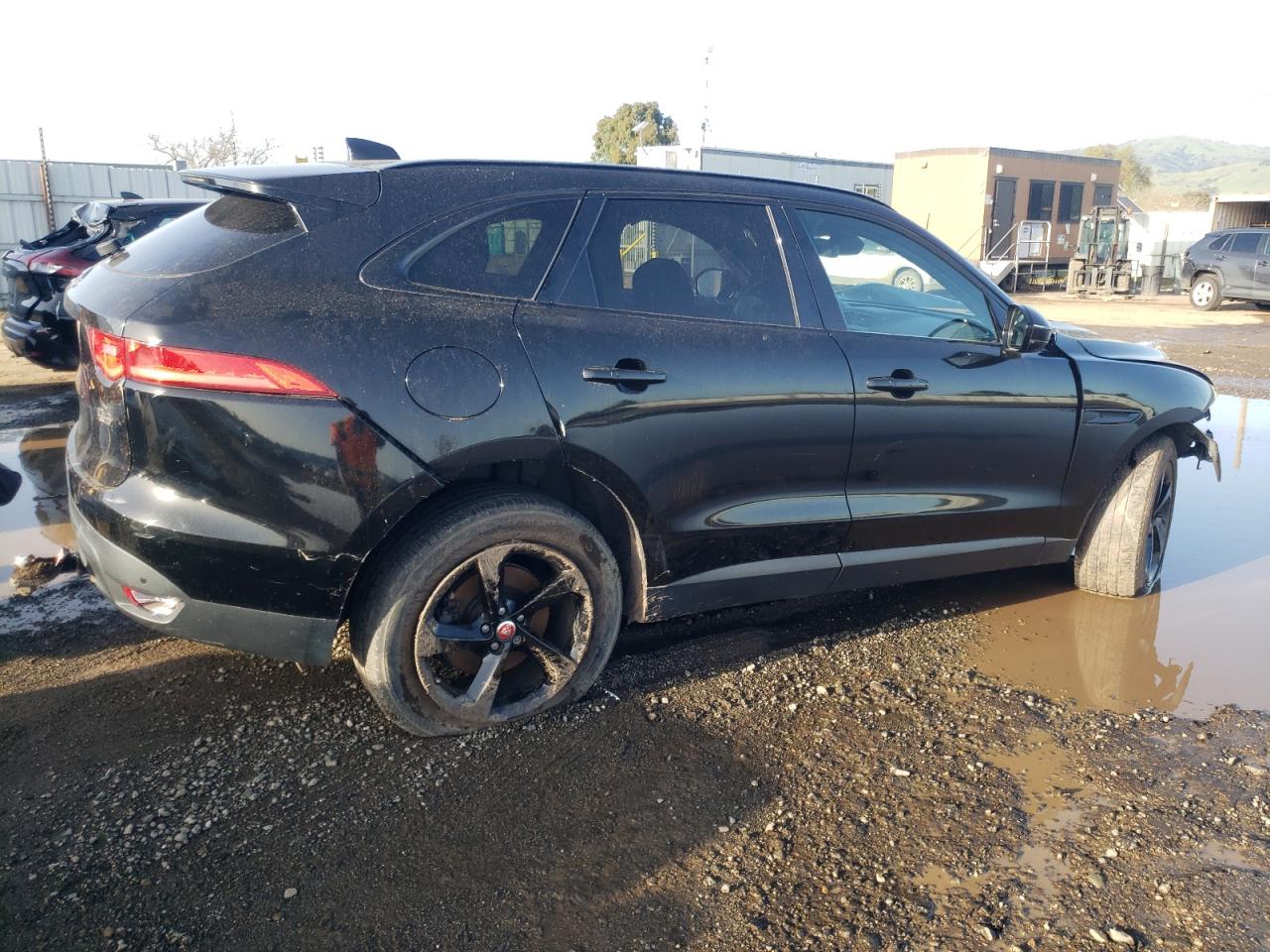 SADCK2EV7JA270494 2018 Jaguar F-Pace Prestige