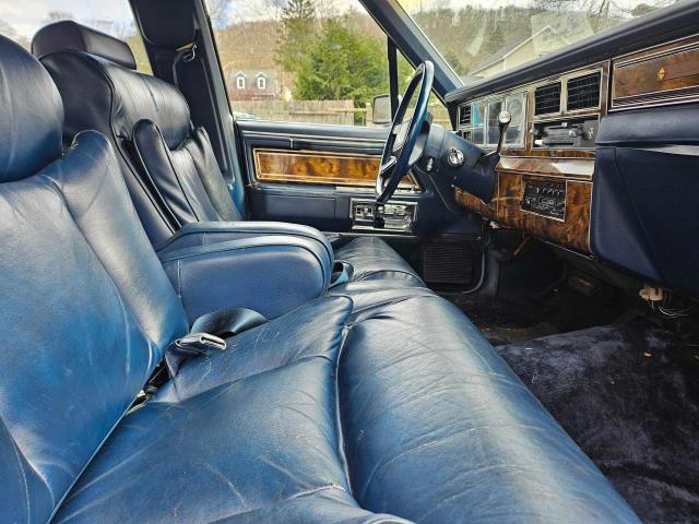 1984 Lincoln Town Car VIN: 1LNBP96F3EY712821 Lot: 48091844