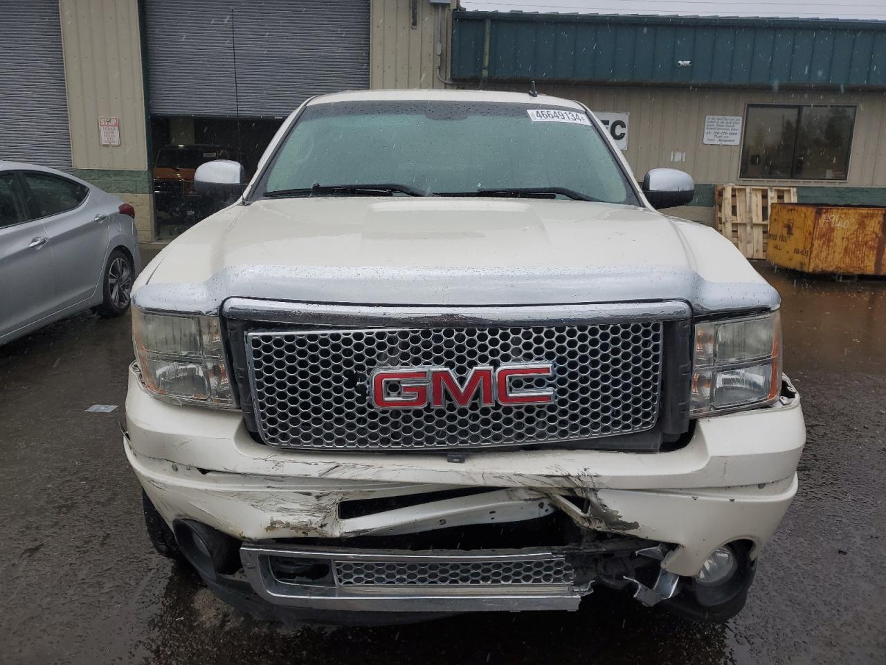 3GTP2XE21BG218085 2011 GMC Sierra K1500 Denali