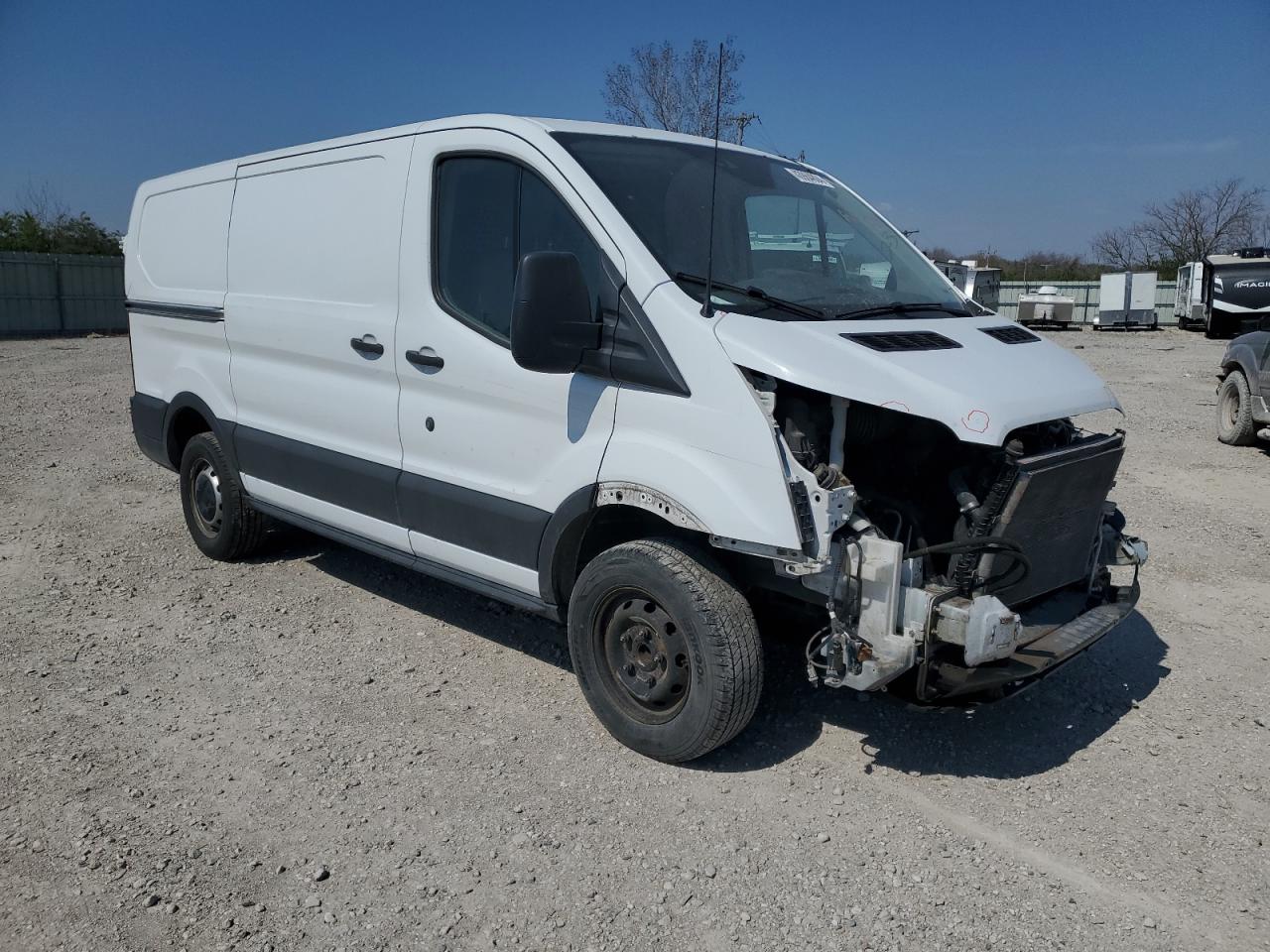 1FTYR1YM8HKA17523 2017 Ford Transit T-250