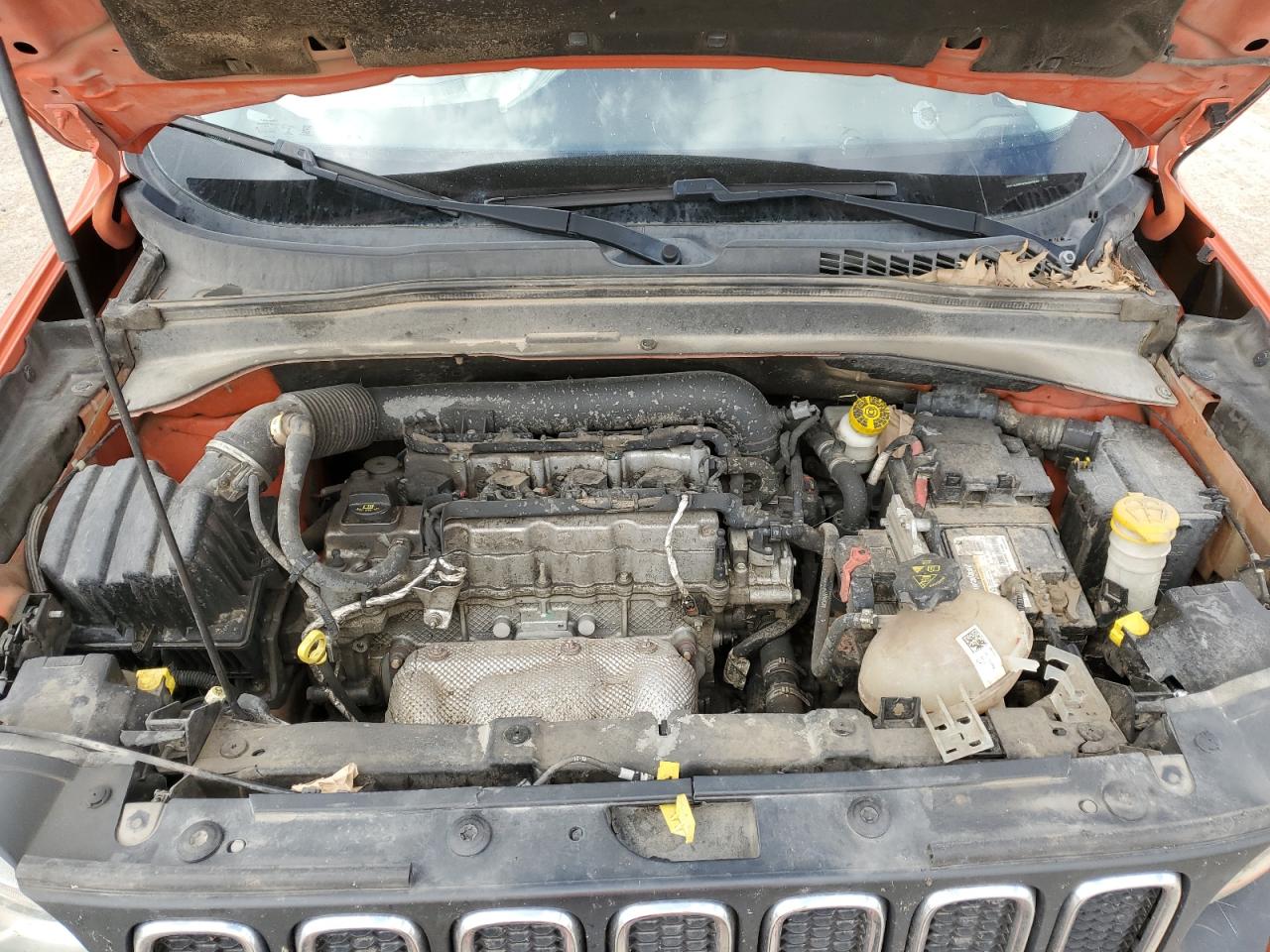 ZACCJABT0FPB67567 2015 Jeep Renegade Latitude