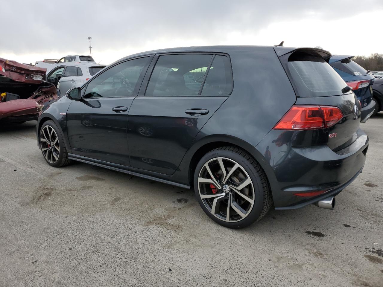 3VW447AU5HM057896 2017 Volkswagen Gti S/Se