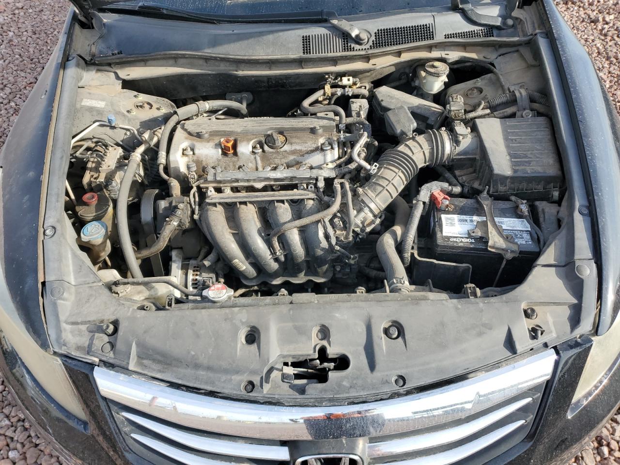 1HGCP2F31BA056498 2011 Honda Accord Lx