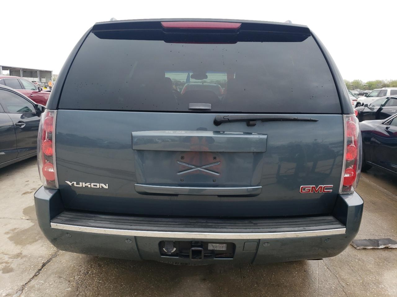 1GKFK63858J118645 2008 GMC Yukon Denali