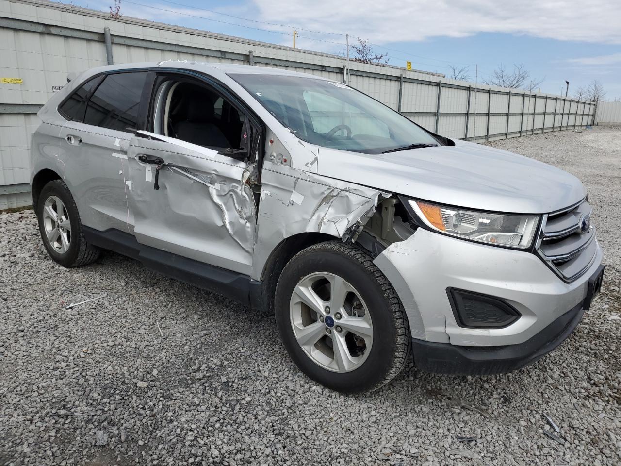 2FMTK4G88FBB95634 2015 Ford Edge Se