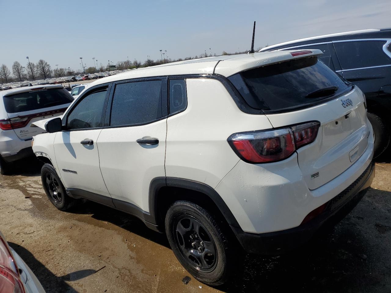 3C4NJCAB7JT460930 2018 Jeep Compass Sport