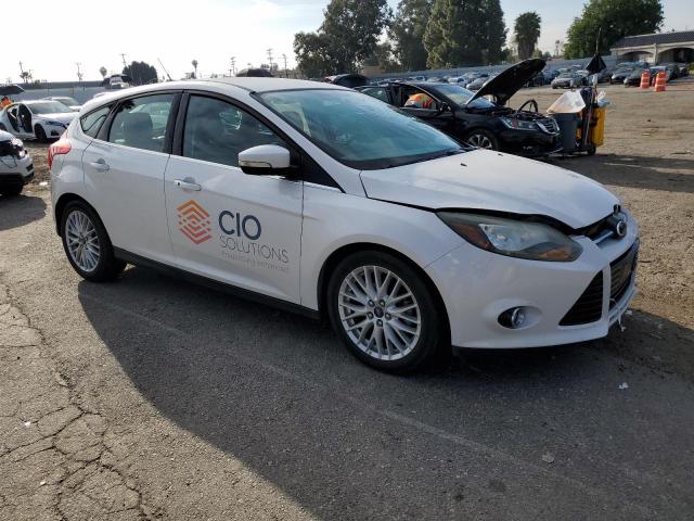 2014 Ford Focus Titanium VIN: 1FADP3N27EL144293 Lot: 46245034