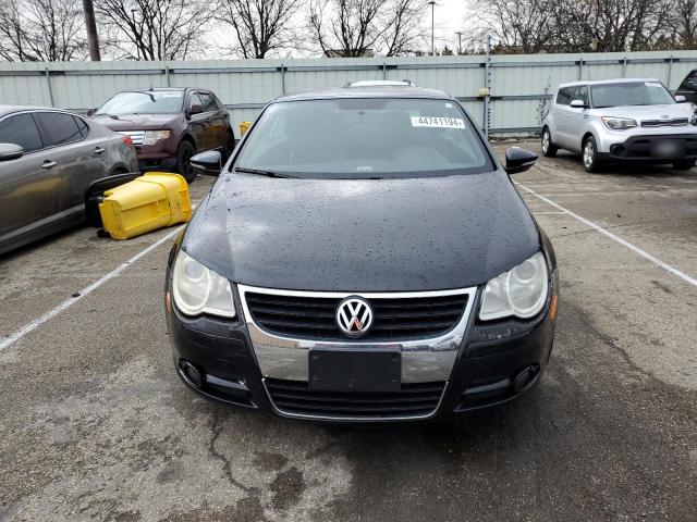 WVWBA7AH2BV000879 2011 VOLKSWAGEN EOS-4