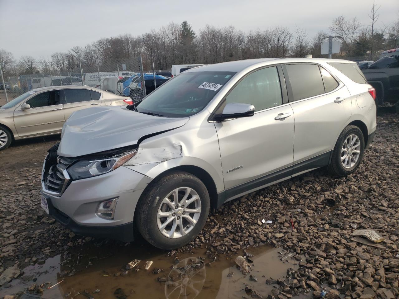 3GNAXJEV2JS633157 2018 Chevrolet Equinox Lt