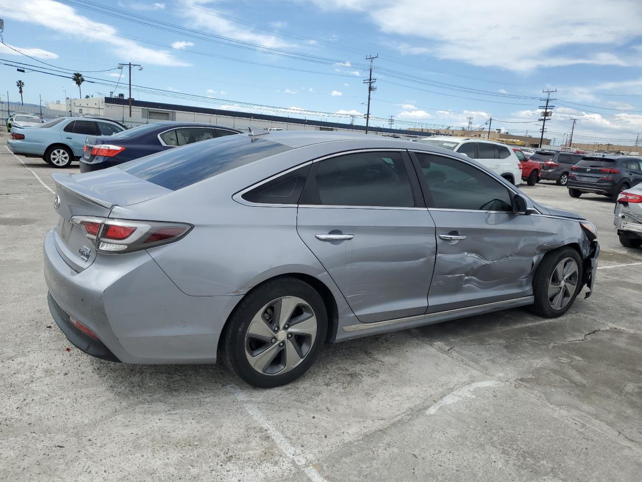 2016 Hyundai Sonata Plug-In Hybrid vin: KMHE54L2XGA022227