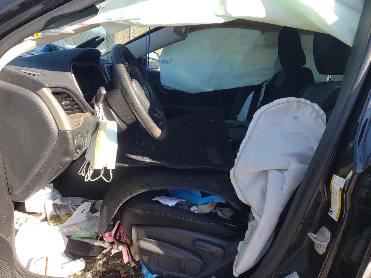 1C4PJMAB4FW639586 2015 Jeep Cherokee Sport