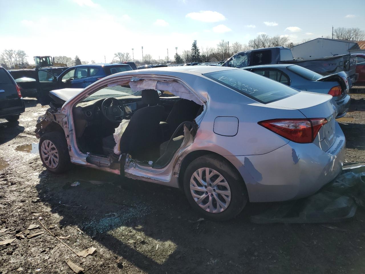 5YFBURHE8KP898843 2019 Toyota Corolla L