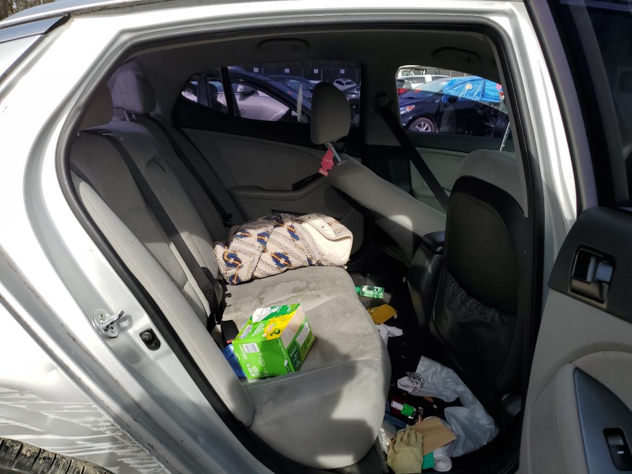 5XXGM4A70CG044024 2012 Kia Optima Lx