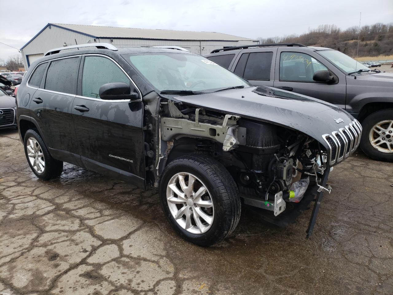 2017 Jeep Cherokee Limited vin: 1C4PJMDS0HW621567