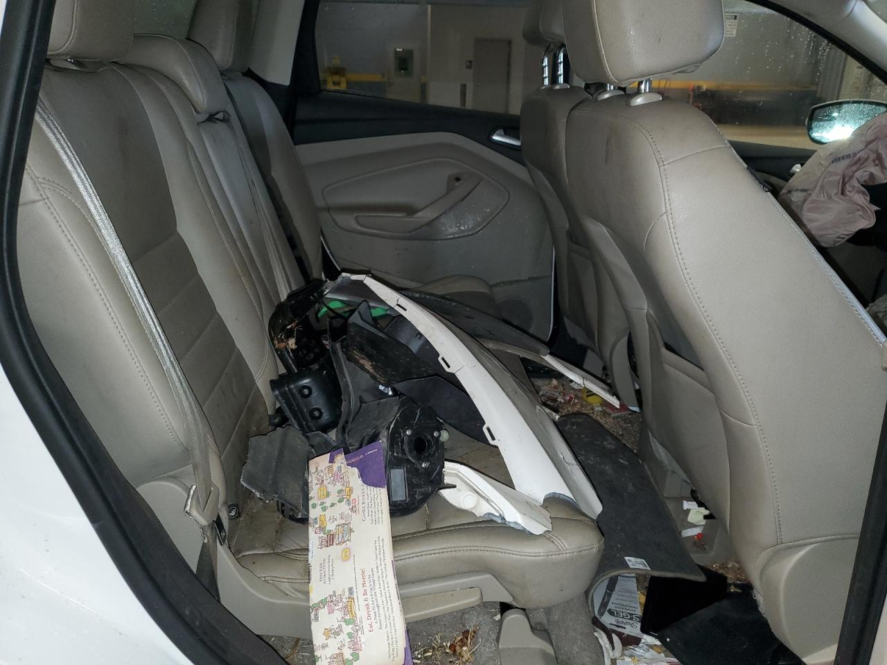 1FMCU9J92FUC66863 2015 Ford Escape Titanium