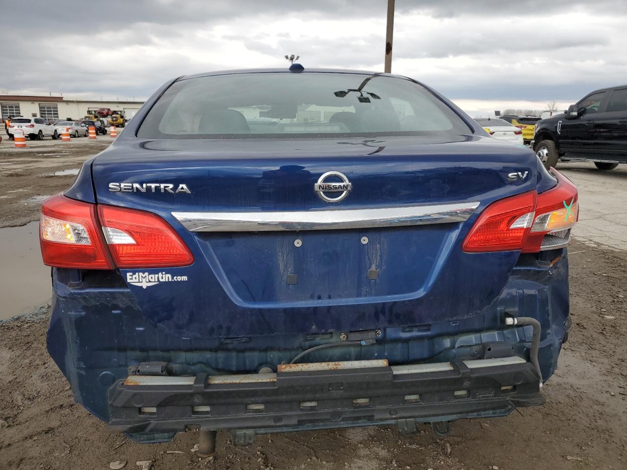 3N1AB7APXJL621675 2018 Nissan Sentra S