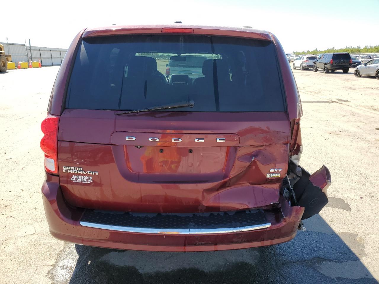 2C4RDGCG8HR863143 2017 Dodge Grand Caravan Sxt