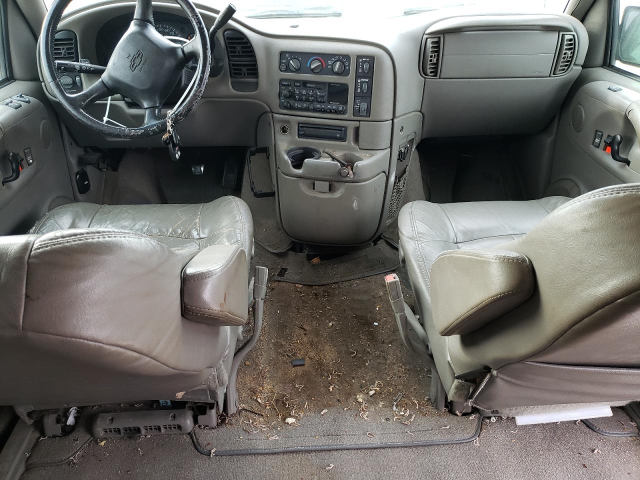 1GNDM19X95B118112 2005 Chevrolet Astro