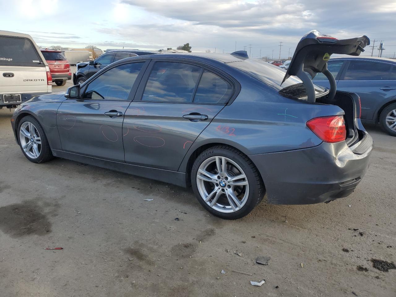 2014 BMW 328 I Sulev vin: WBA3C1C51EK107472