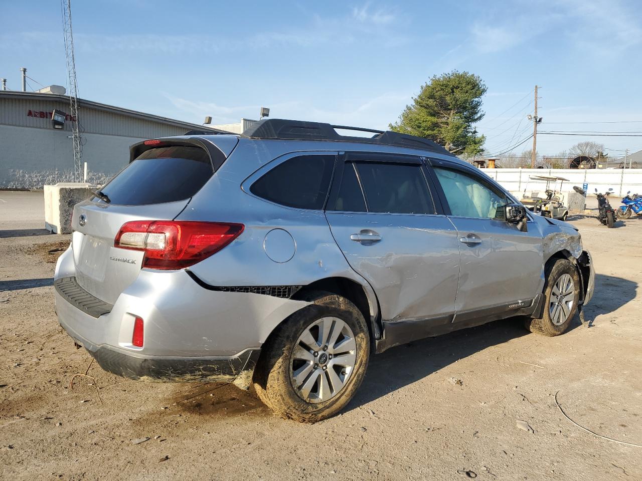 4S4BSBEC4F3221654 2015 Subaru Outback 2.5I Premium