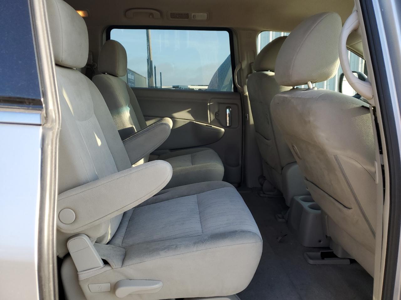 JN8AE2KP1E9101048 2014 Nissan Quest S