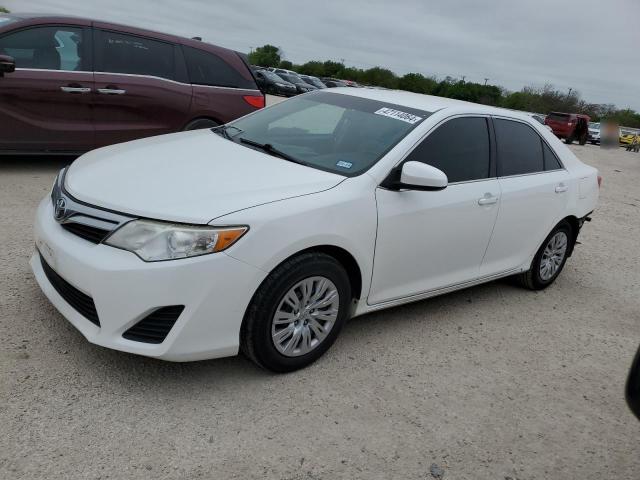 Lot #2468234400 2014 TOYOTA CAMRY L salvage car
