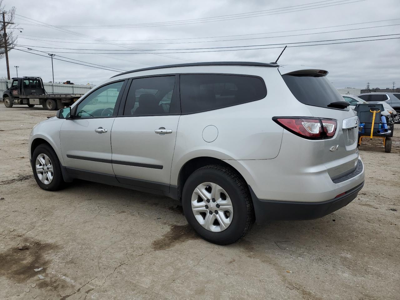 2014 Chevrolet Traverse Ls vin: 1GNKRFED2EJ302265