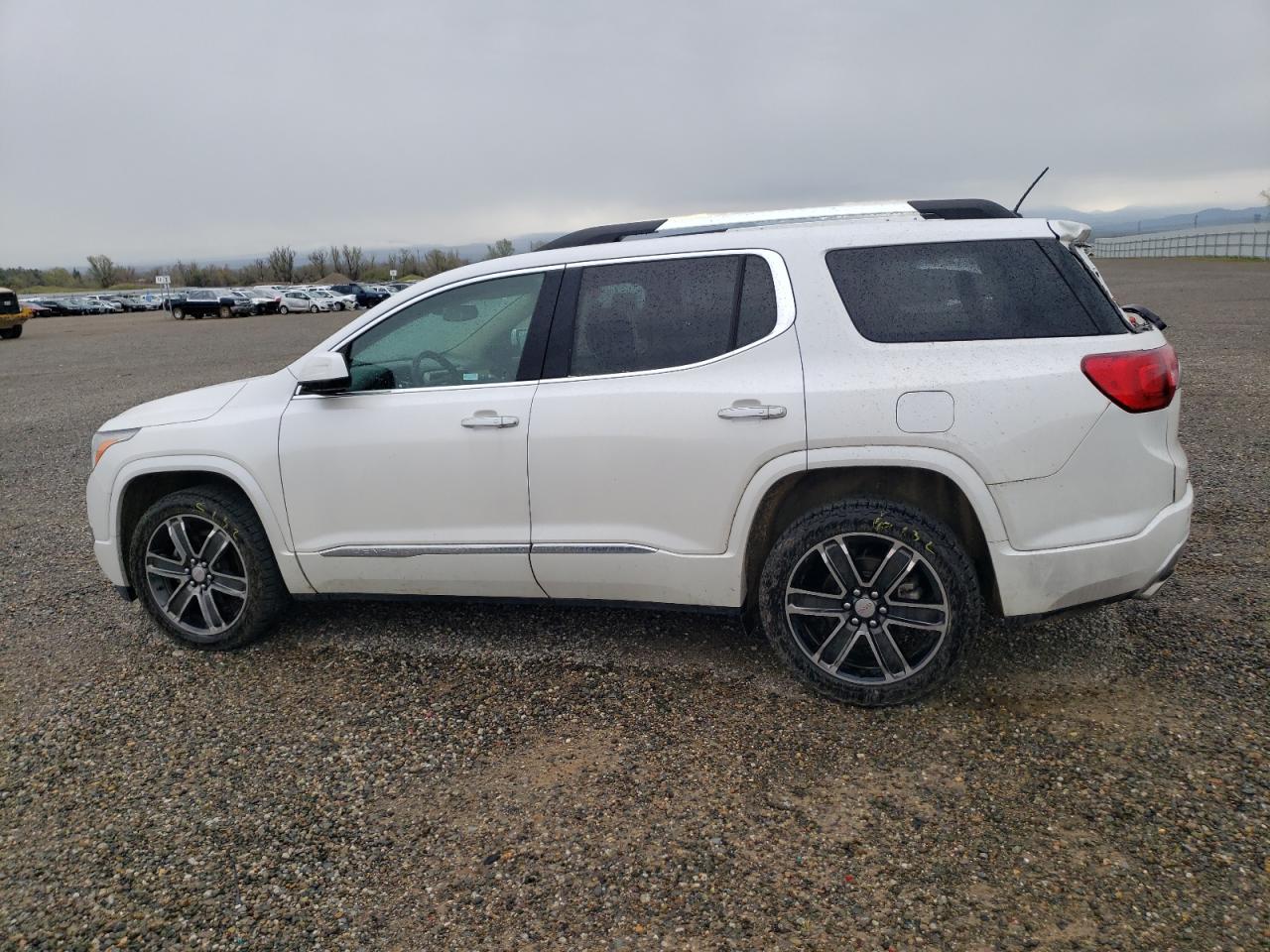 2017 GMC Acadia Denali vin: 1GKKNXLS8HZ301188