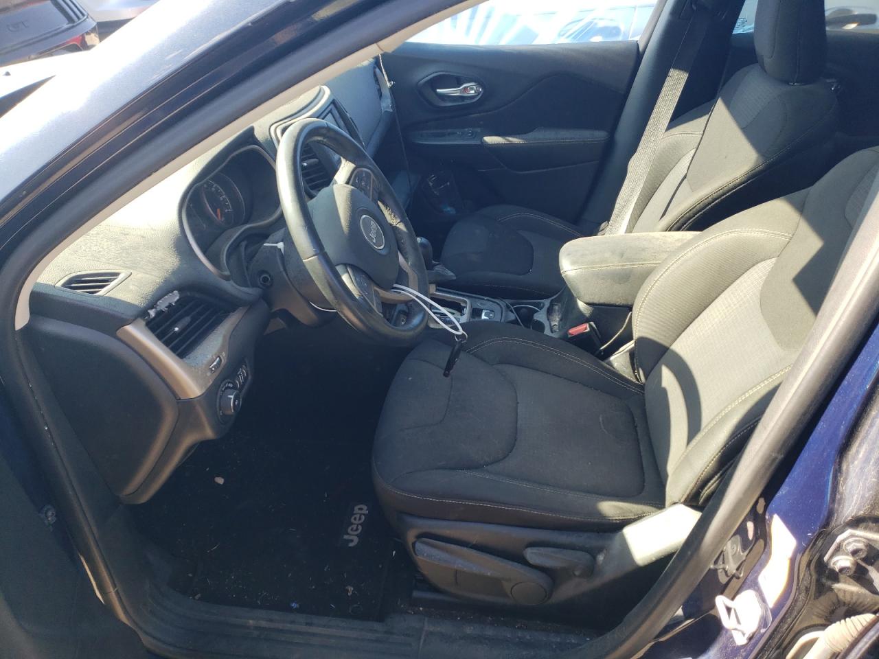 1C4PJLCB6FW737090 2015 Jeep Cherokee Latitude