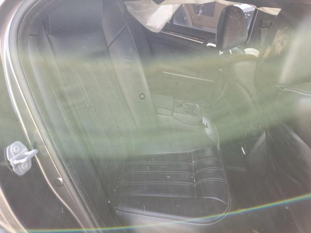 2019 Chrysler 300 - Image 10