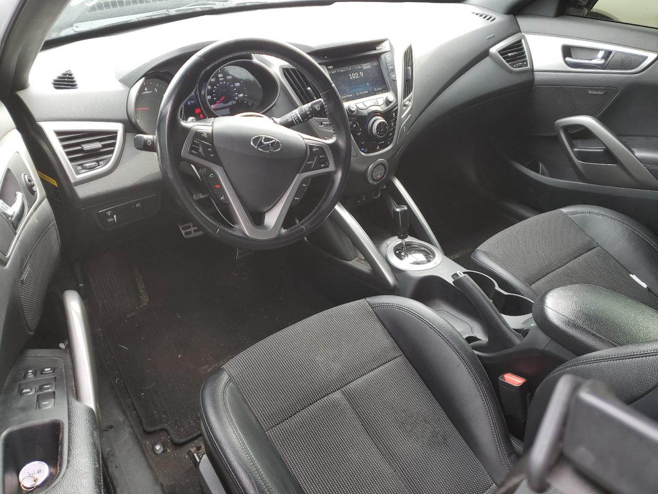 KMHTC6AD7GU257826 2016 Hyundai Veloster