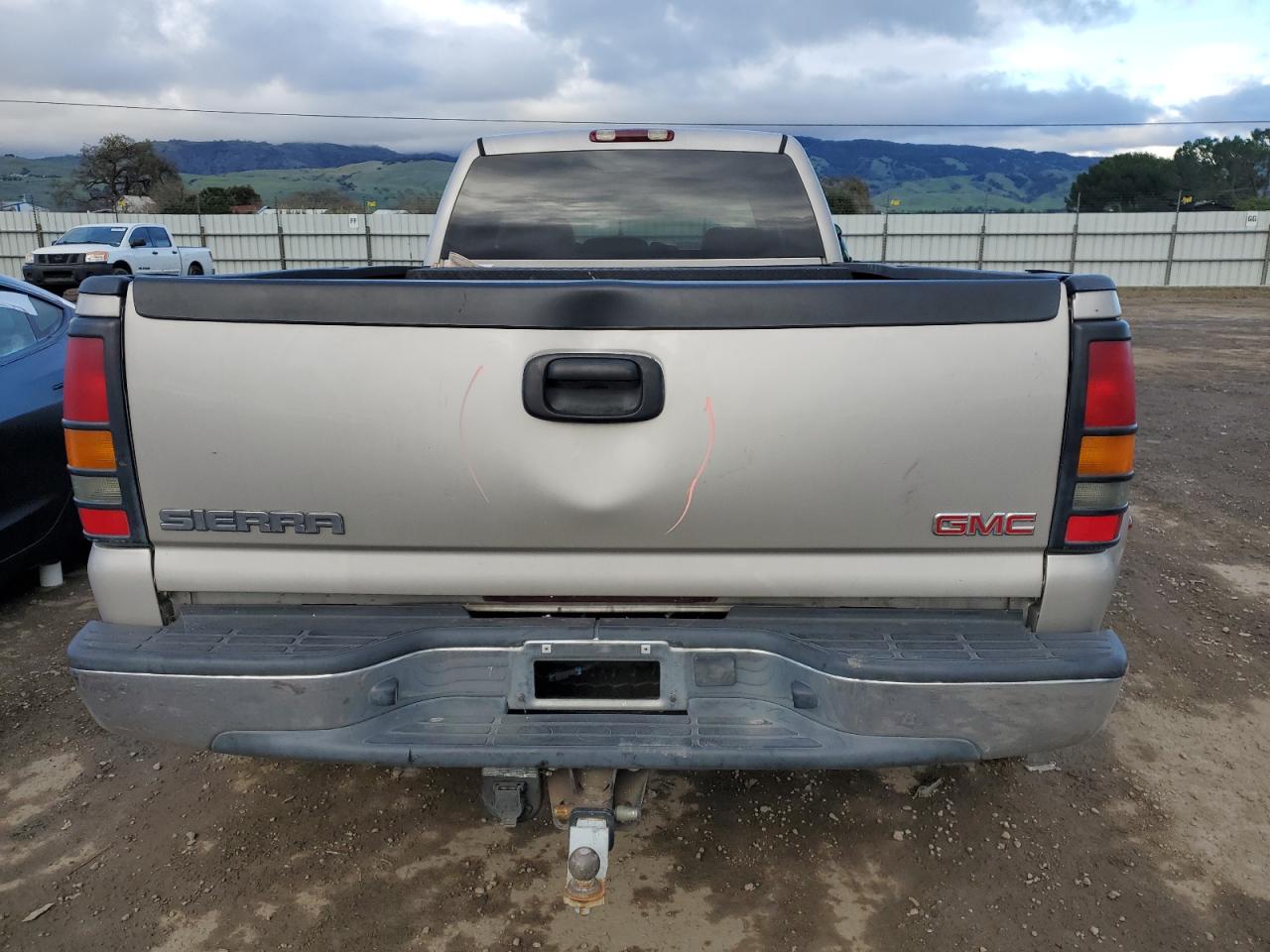 1GTJK332X4F257702 2004 GMC New Sierra K3500