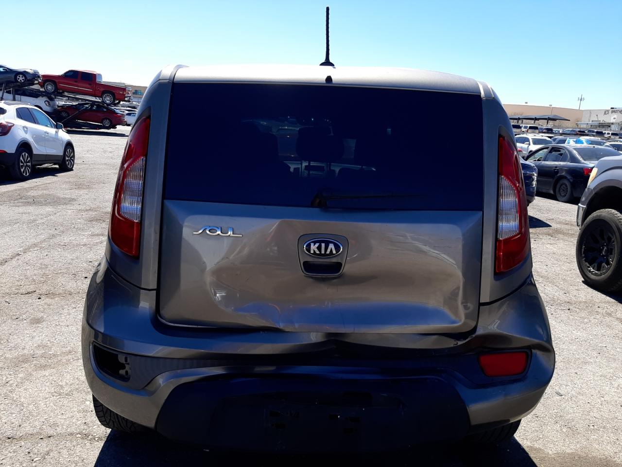 KNDJT2A57D7634338 2013 Kia Soul