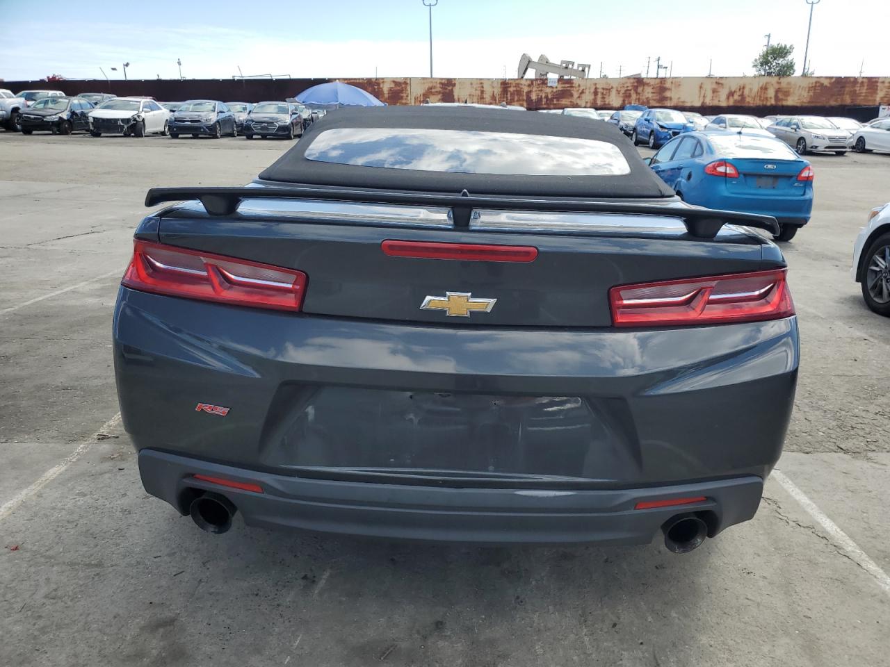 1G1FB3DS8H0208052 2017 Chevrolet Camaro Lt