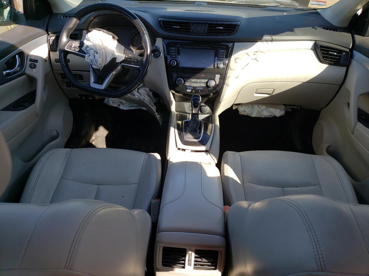 VIN: JN1BJ1CW5LW366617 2020 NISSAN ROGUE