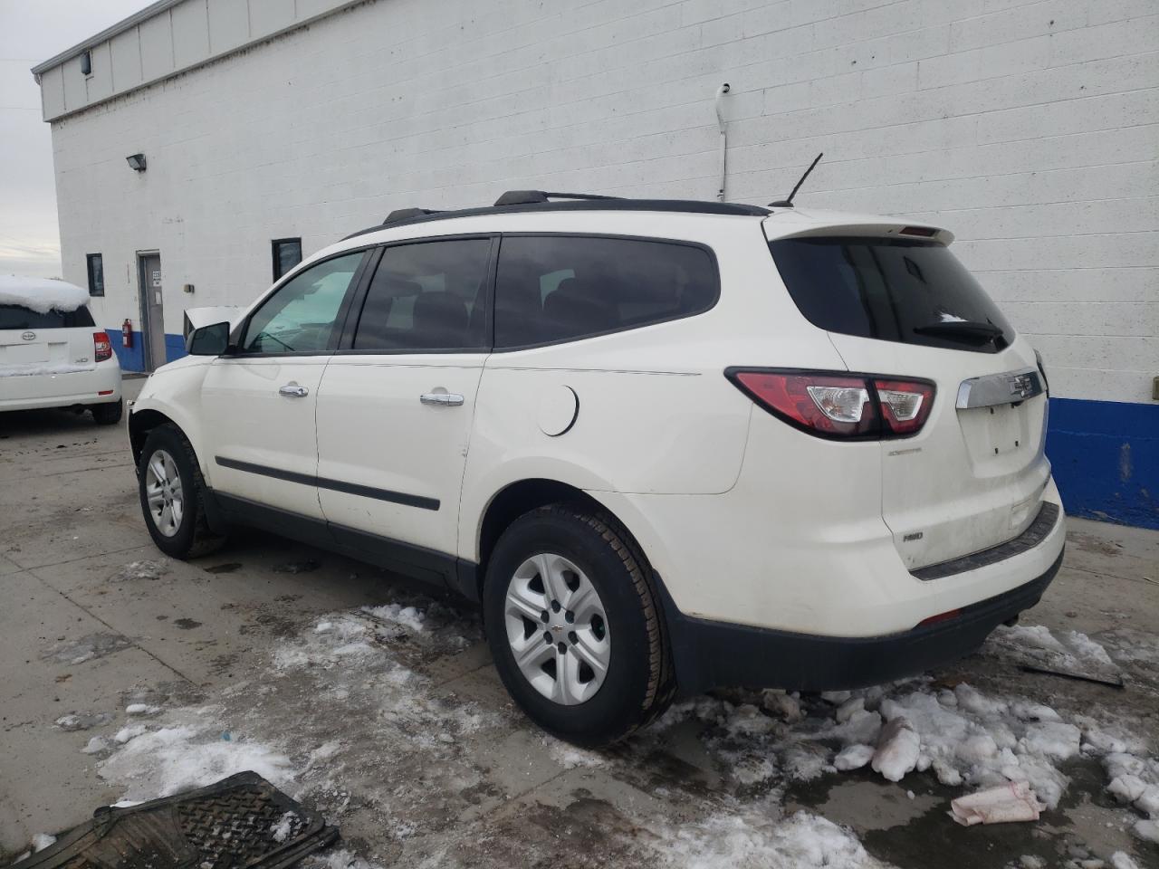 1GNKVFKD4EJ127498 2014 Chevrolet Traverse Ls