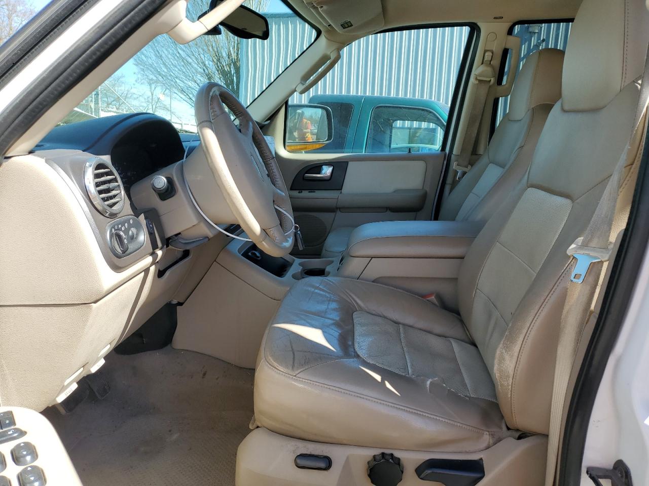 Lot #2421459958 2004 FORD EXPEDITION