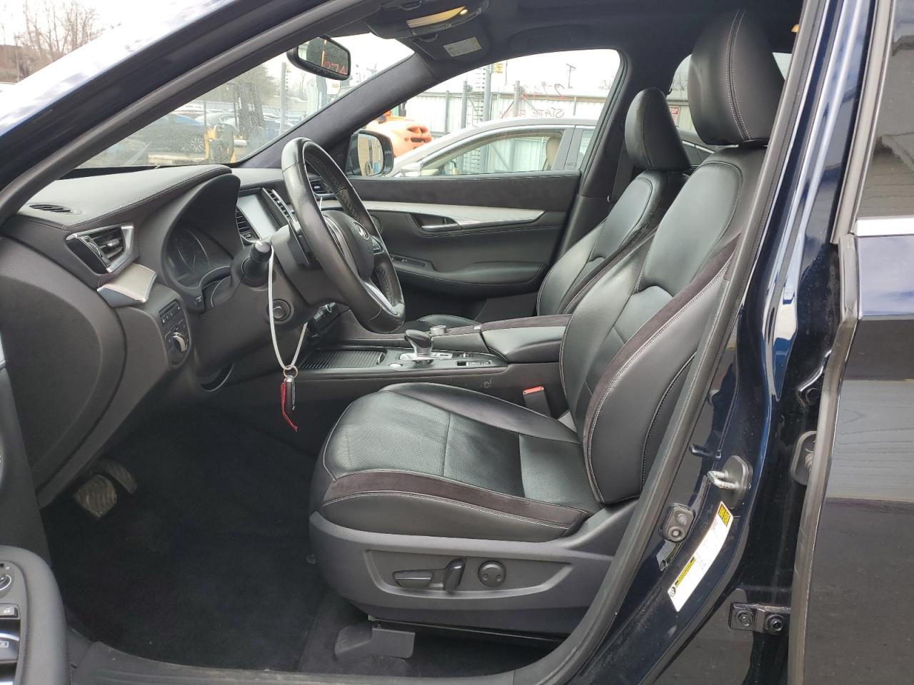 3PCAJ5M3XKF127880 2019 Infiniti Qx50 Essential