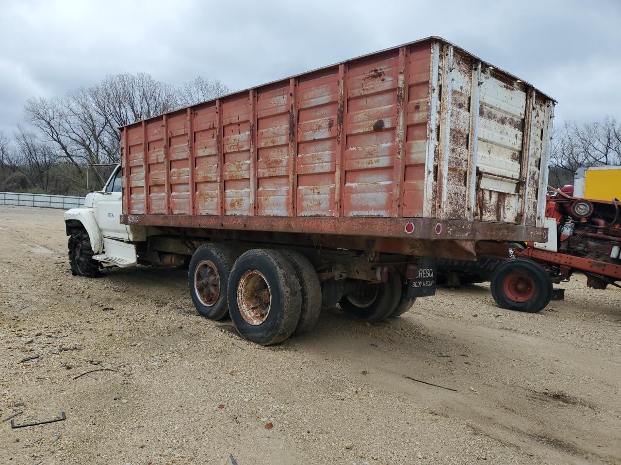 Lot #2794773956 1980 FORD GRAINTRUCK