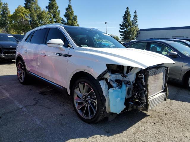 2020 Lincoln Nautilus - Image 4