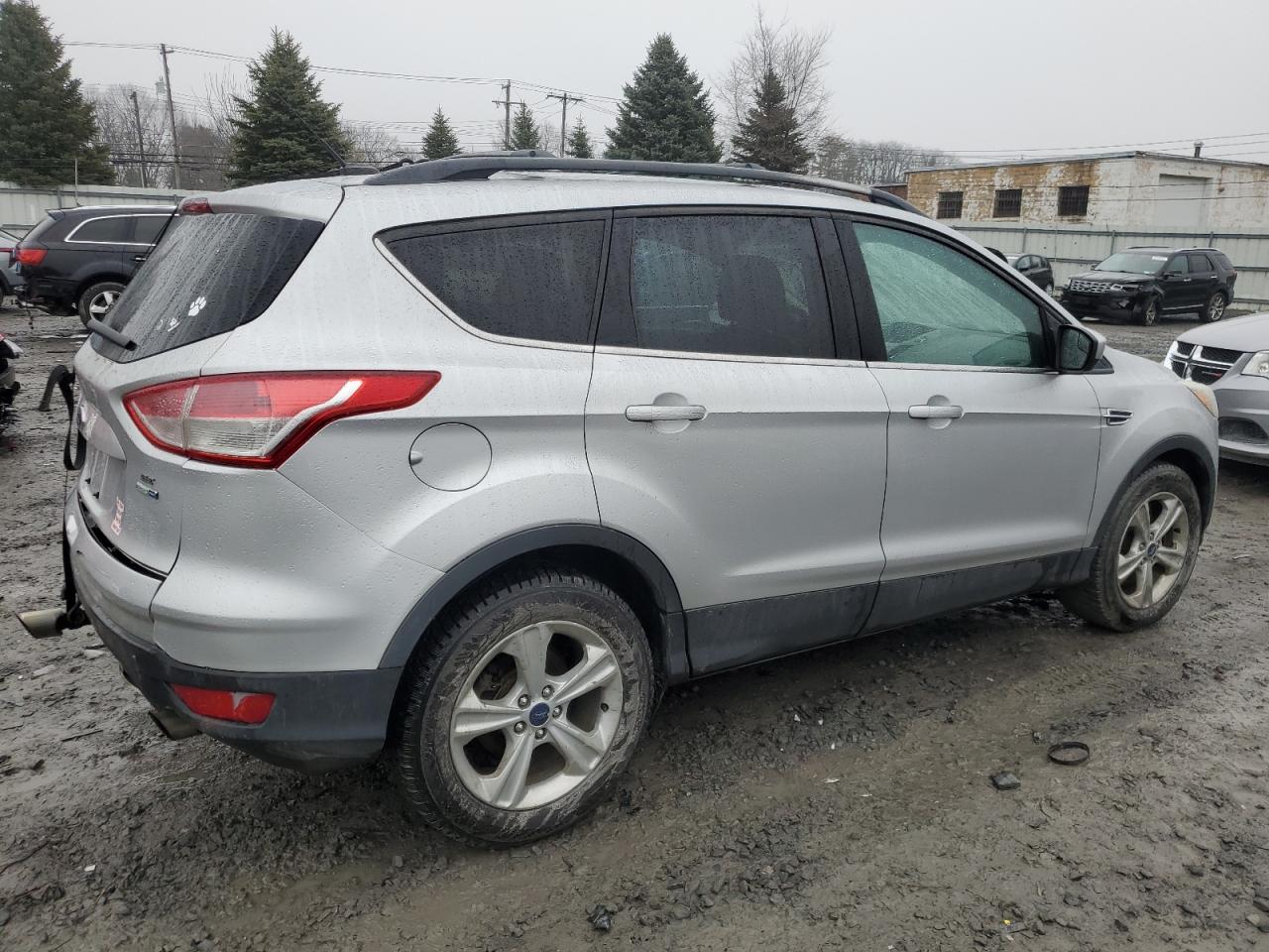 1FMCU0J98FUB13979 2015 Ford Escape Titanium