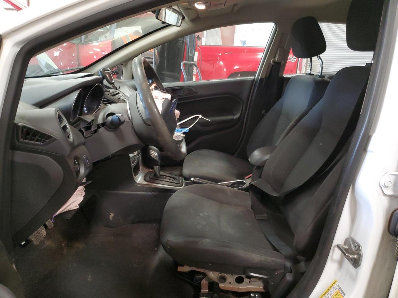 2019 Ford Fiesta Se vin: 3FADP4EJ9KM142892